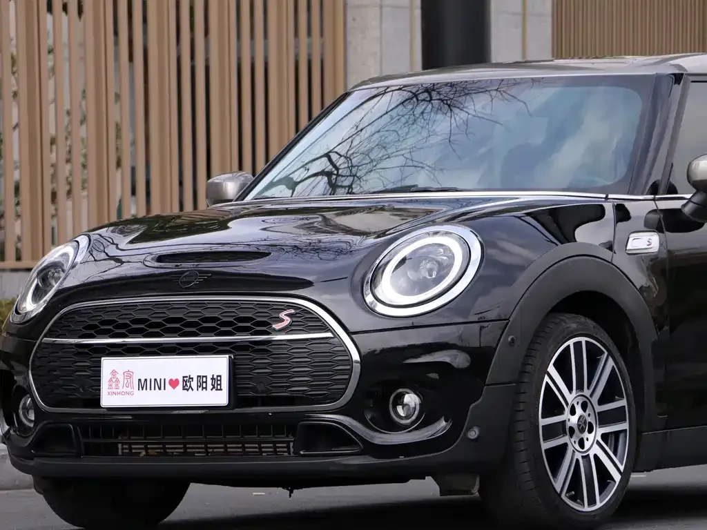 MINI Clubman — фото 10