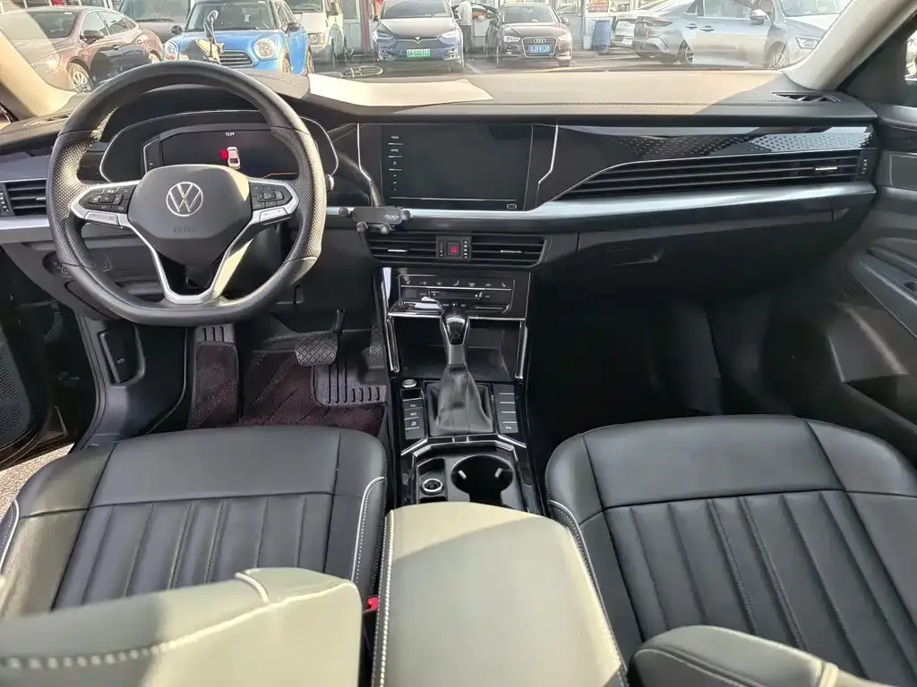 Volkswagen Passat — фото 6