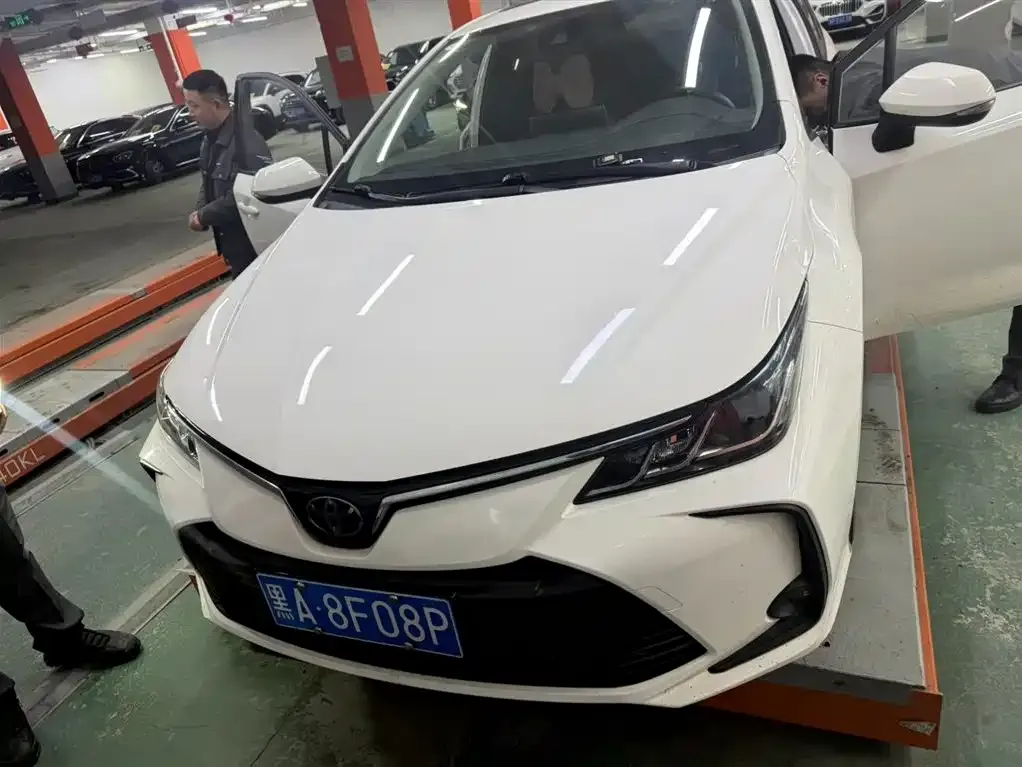 Toyota Corolla 2021 из CN, фото 8