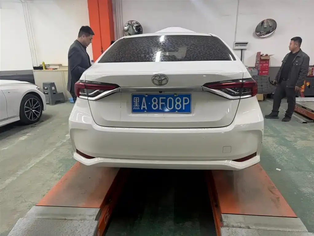 Toyota Corolla 2021 из CN, фото 4