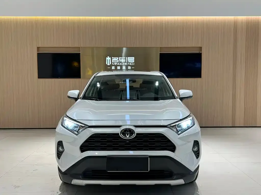Toyota RAV4 2021 из CN, фото 3