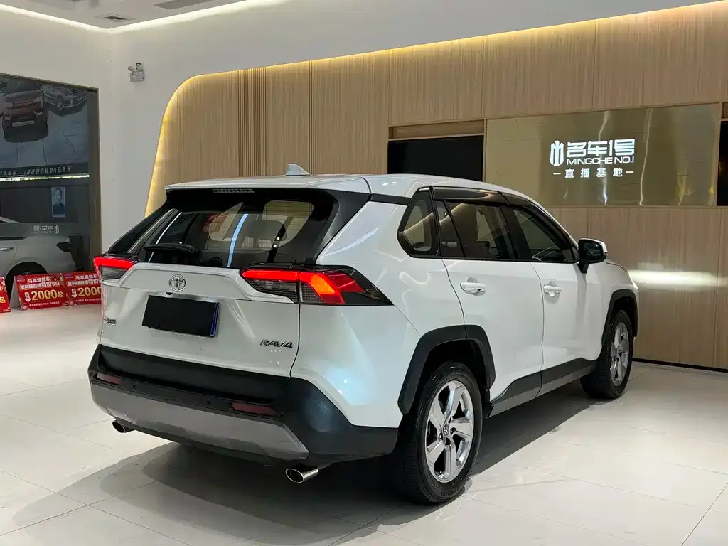 Toyota RAV4 2021 из CN, фото 9