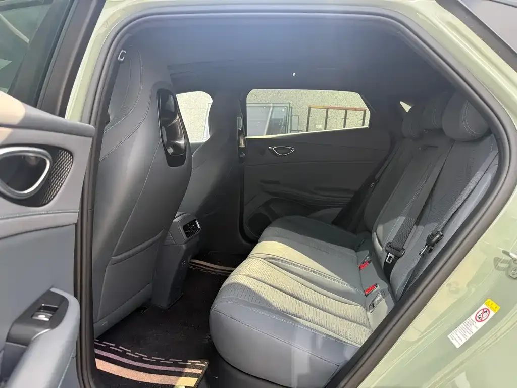 BYD Seal 06GT — фото 3