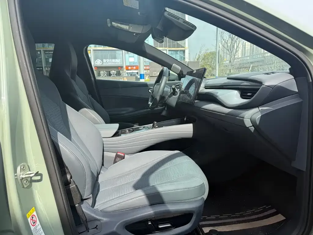 BYD Seal 06GT — фото 10
