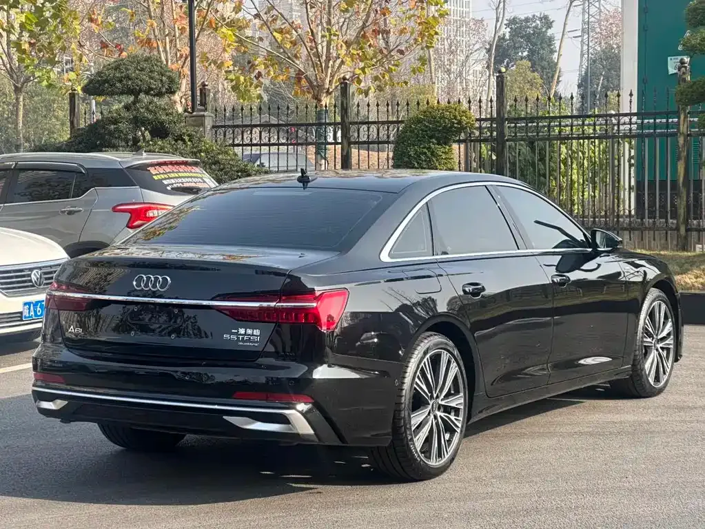 Audi A6L 2024 из CN, фото 10