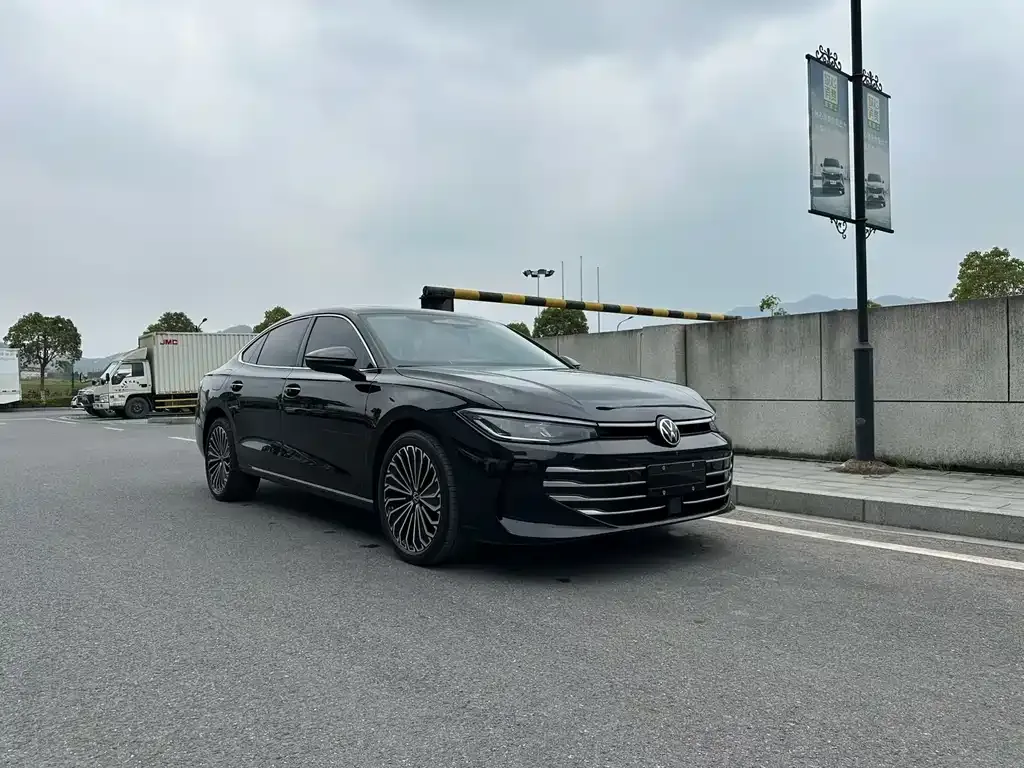 Volkswagen Passat — фото 4