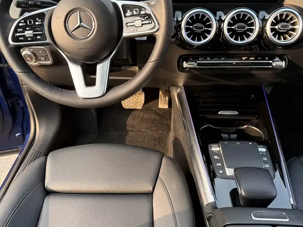 Mercedes-Benz EQA 2023 из CN, фото 4