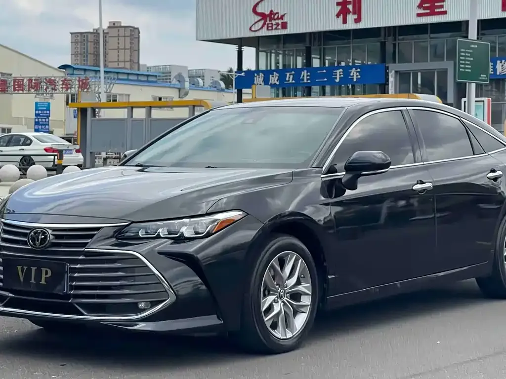 Toyota Avalon 2021 из CN, фото 1