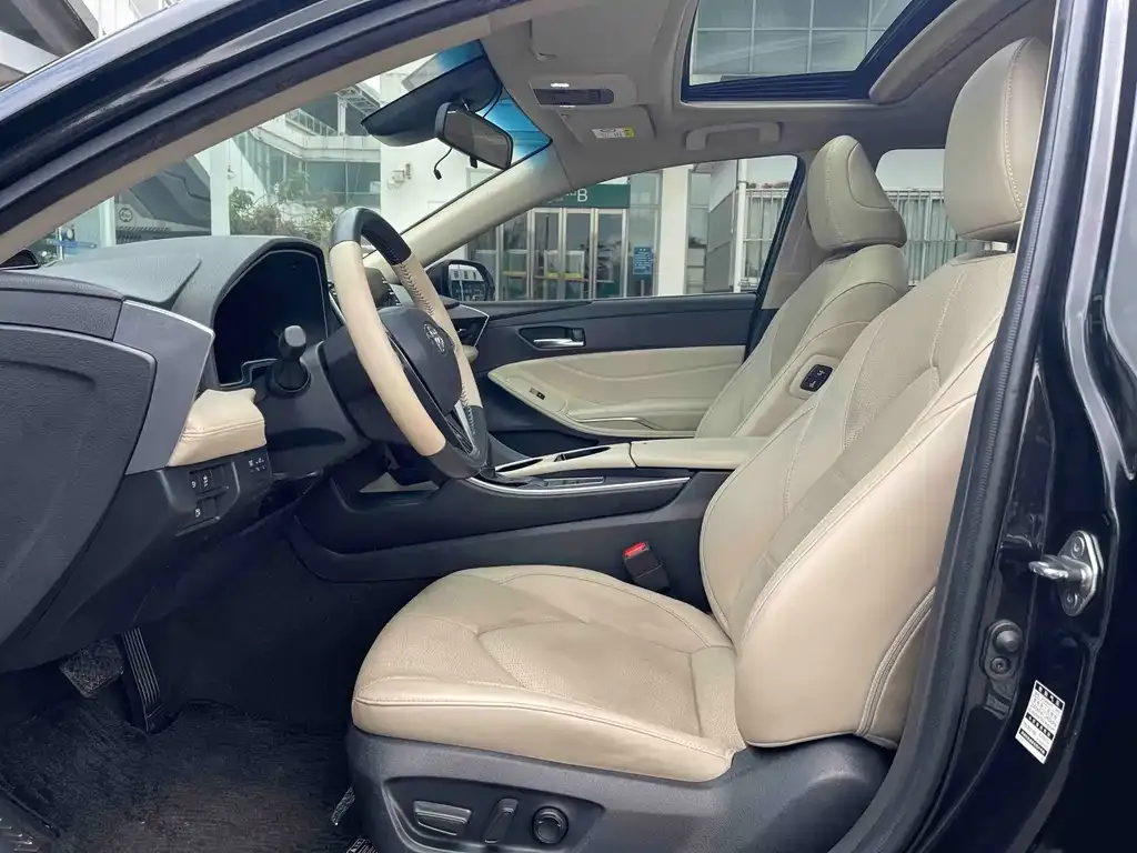Toyota Avalon 2021 из CN, фото 8