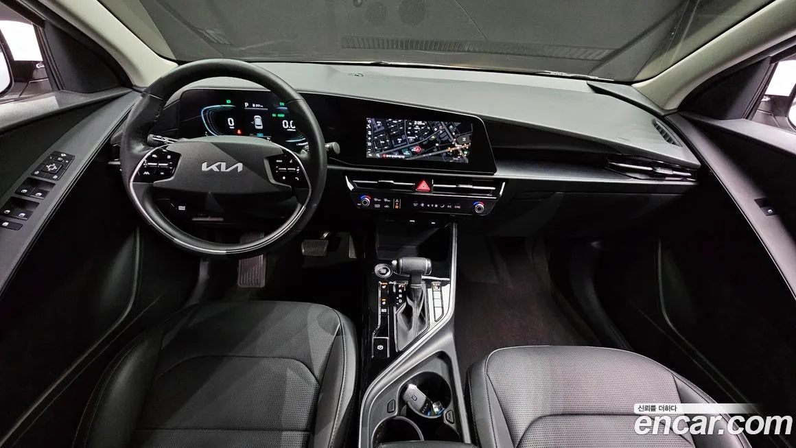 Kia Niro — фото 10