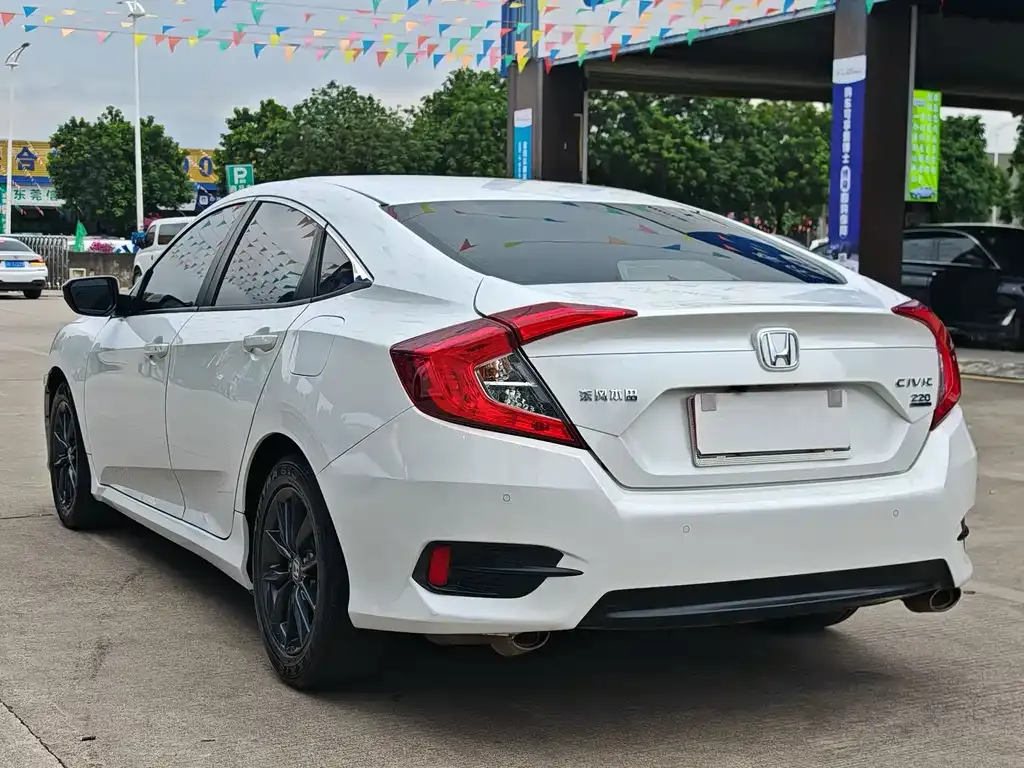 Honda Civic 2021 из CN, фото 8