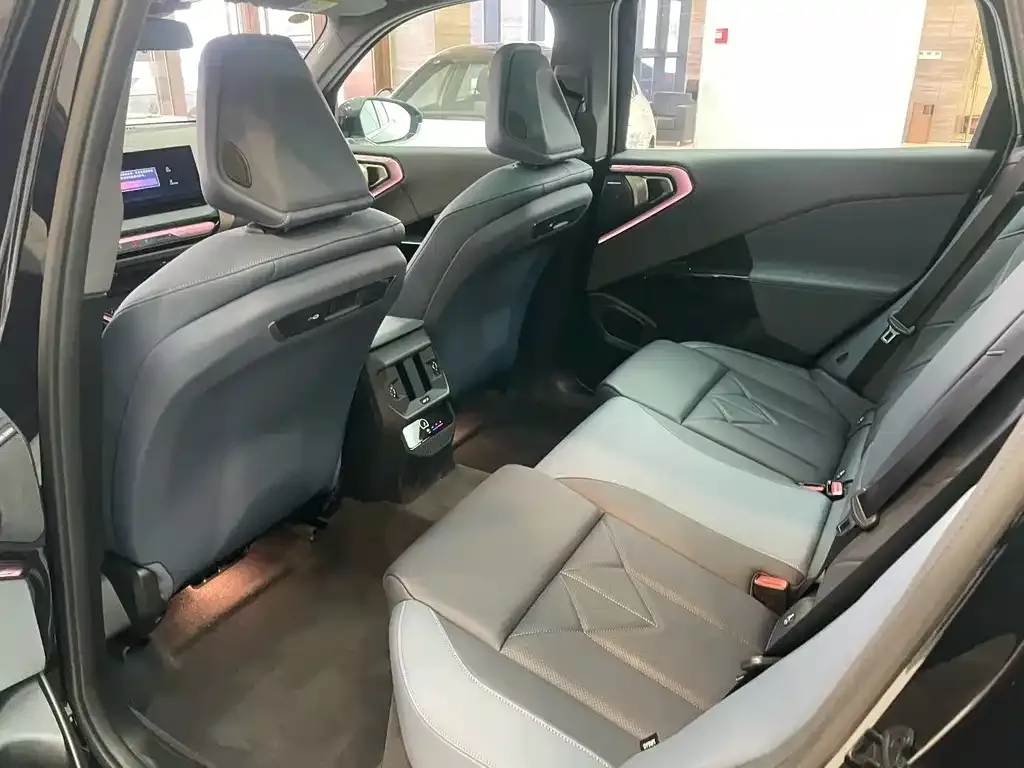 BMW X3 2025 из CN, фото 7