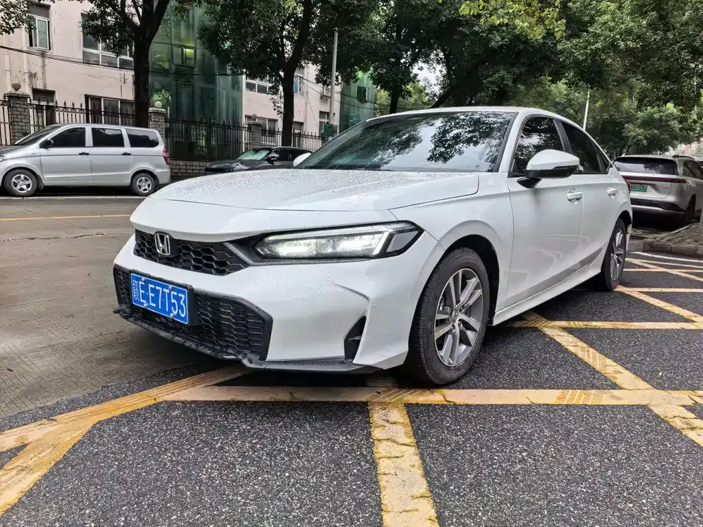 Honda Civic 2025 из CN, фото 1