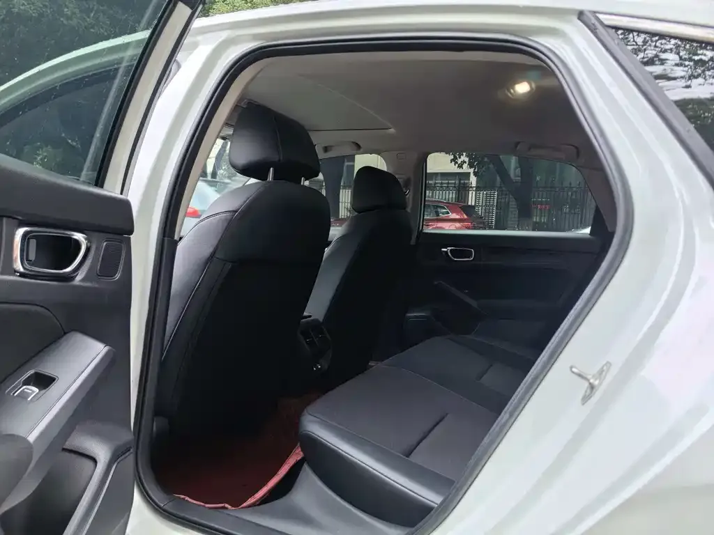 Honda Civic 2025 из CN, фото 2