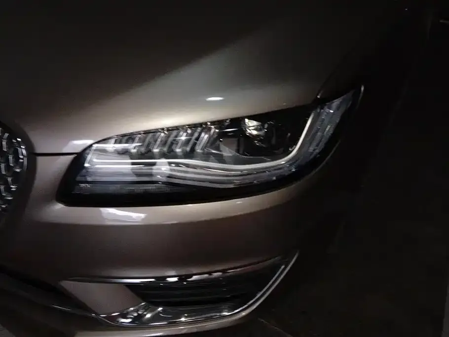 Lincoln MKZ 2021 из CN, фото 2