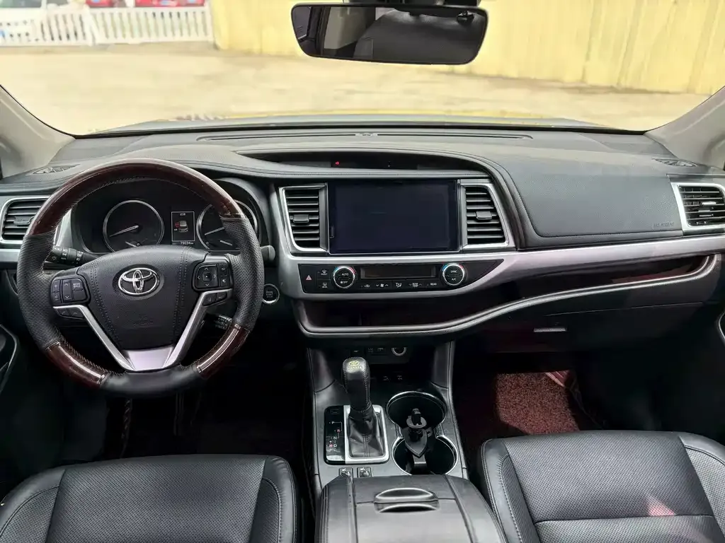 Toyota Highlander 2021 из CN, фото 9