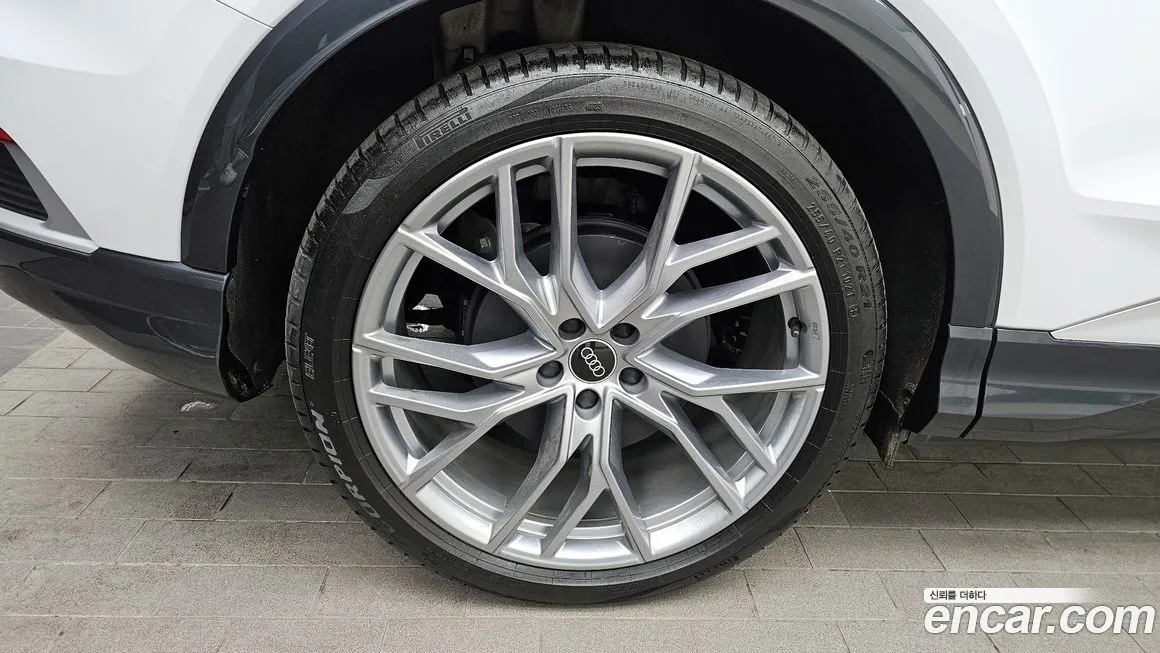 Audi Q4 e-tron 2025 из KR, фото 3