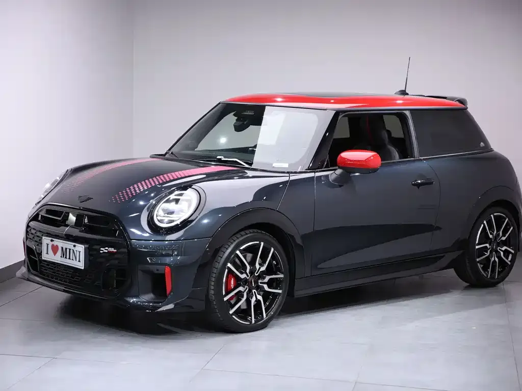 MINI JCW (John Cooper Works) — фото 1