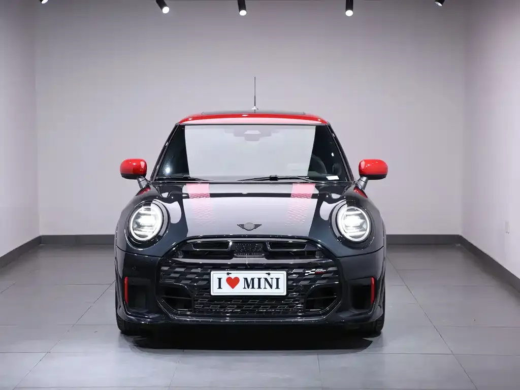 MINI JCW (John Cooper Works) — фото 4