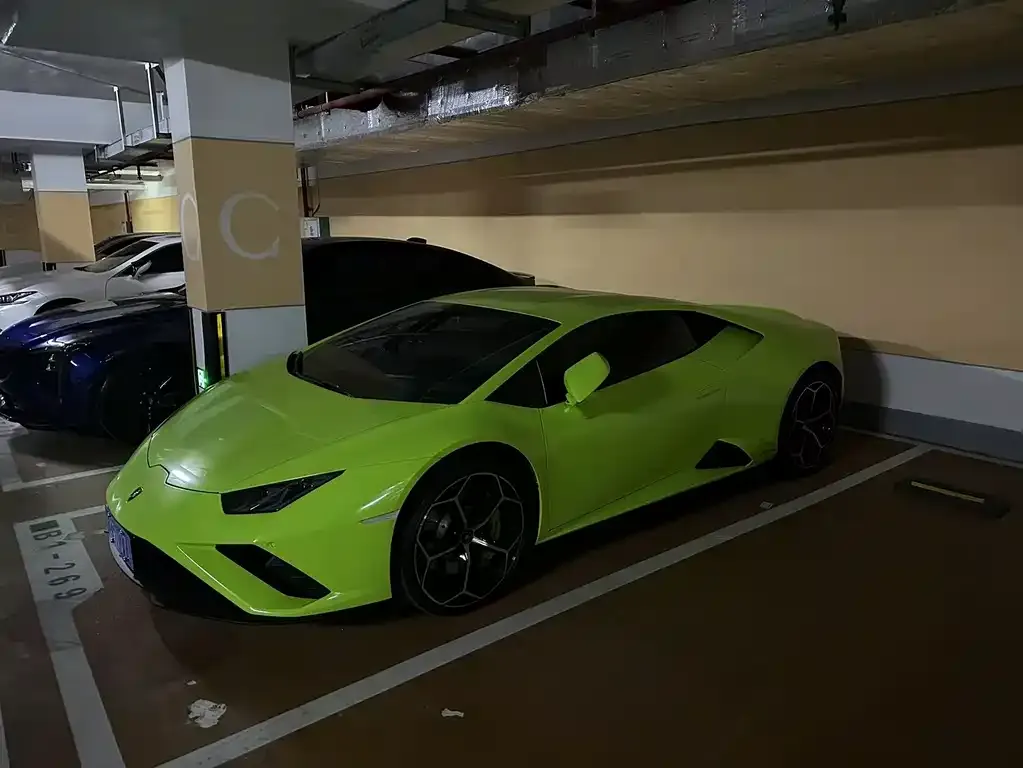 Lamborghini Huracan