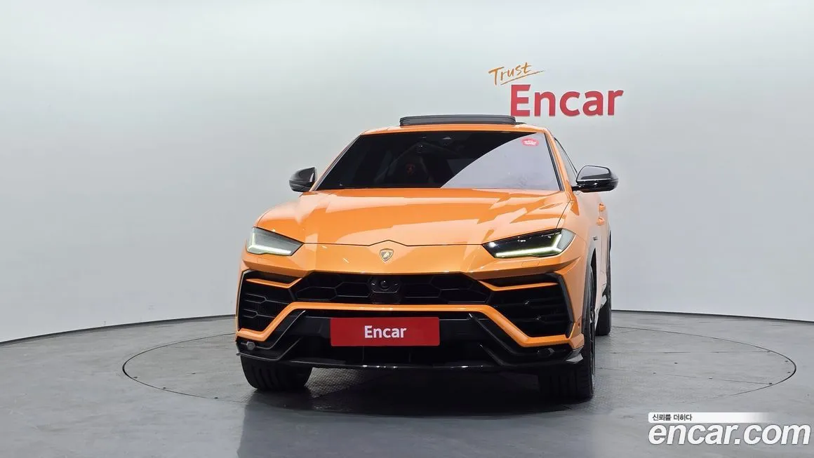 Lamborghini Urus 2021 из KR, фото 2