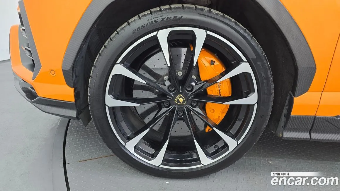Lamborghini Urus 2021 из KR, фото 5