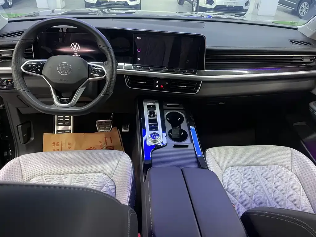 Volkswagen Tavendor 2024 из CN, фото 10