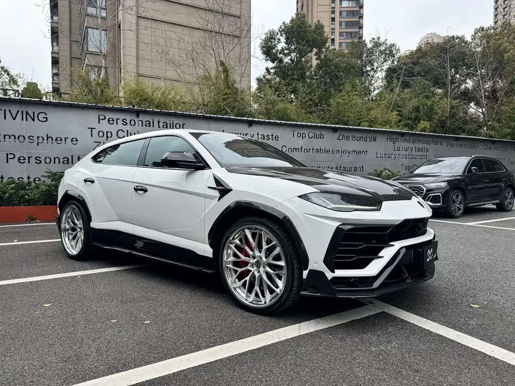 Lamborghini Urus 2021 из CN, фото 3
