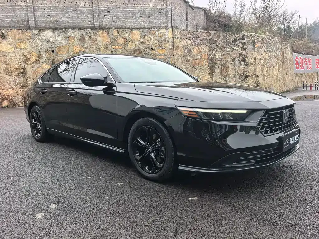Honda Accord — фото 9