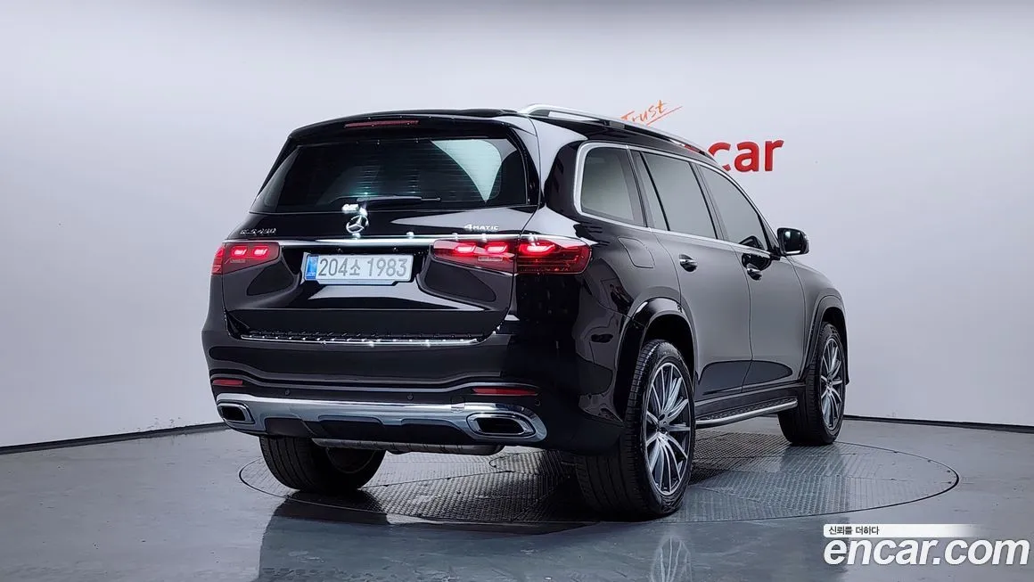 Mercedes-Benz GLS-Class — фото 4