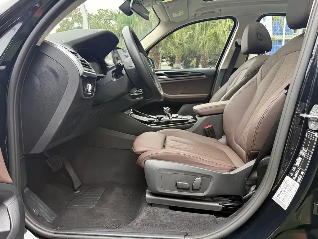 BMW X3 2024 из CN, фото 10