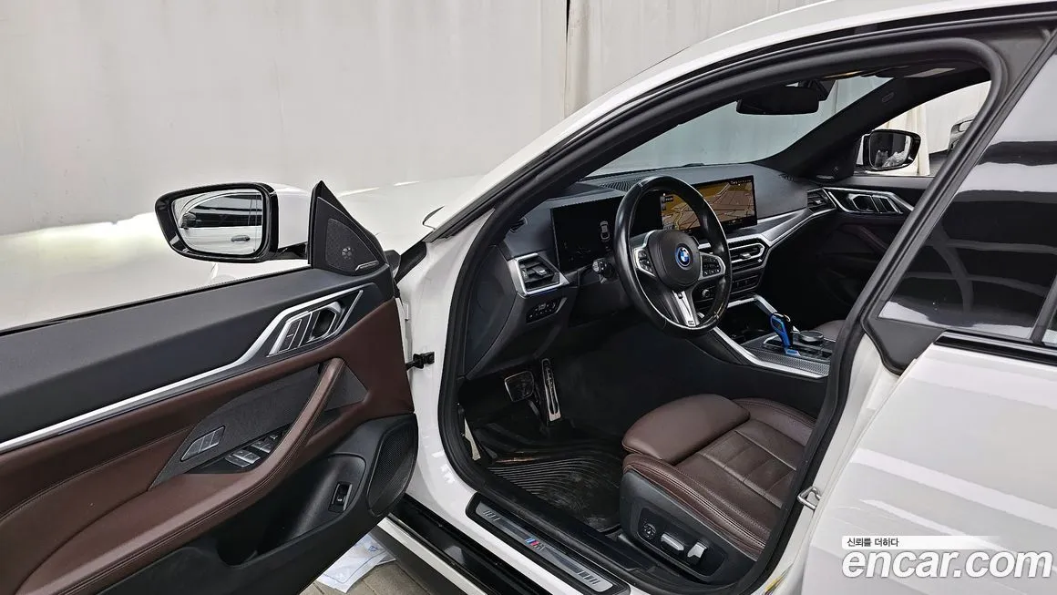 BMW i4 2023 из KR, фото 10