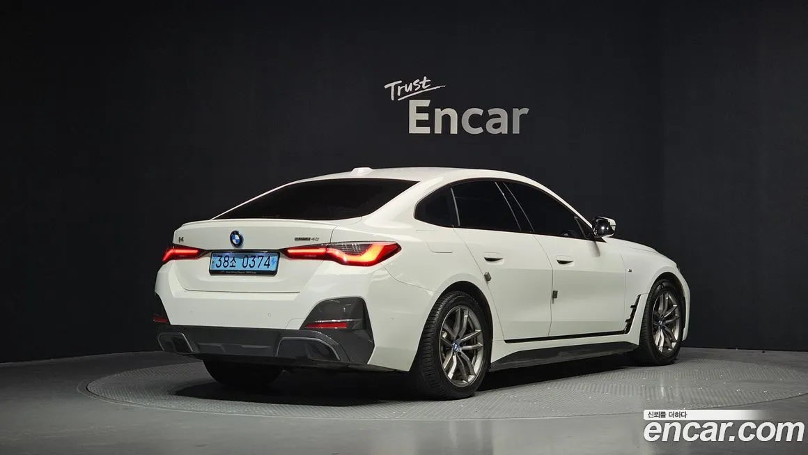 BMW i4 2023 из KR, фото 4