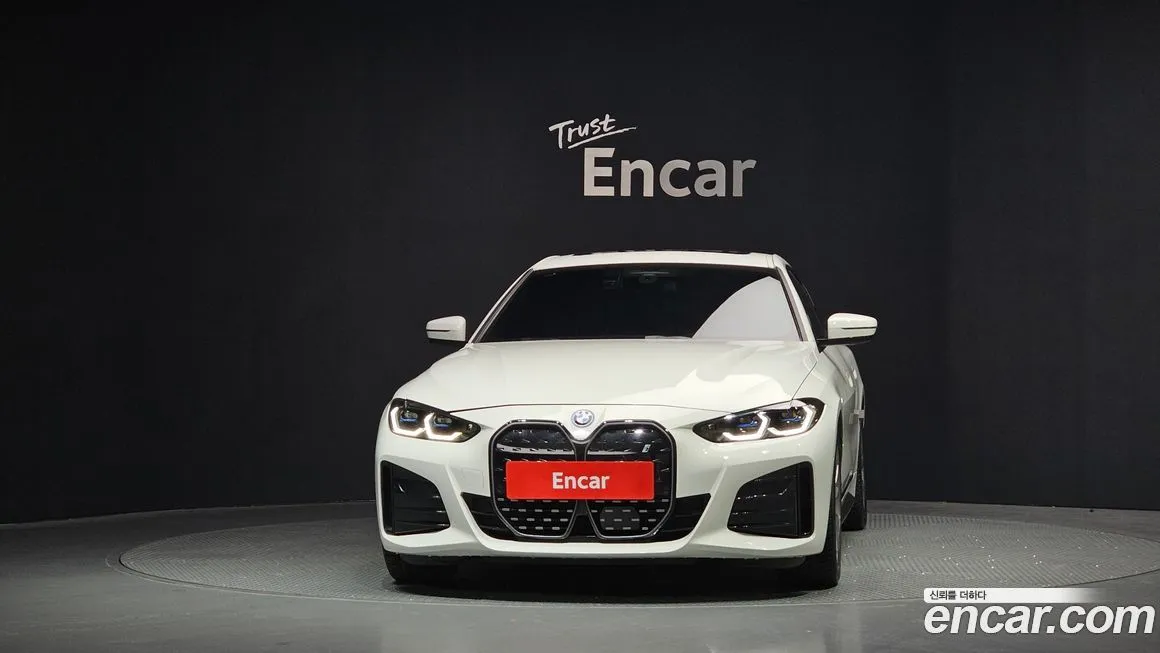 BMW i4 2023 из KR, фото 5