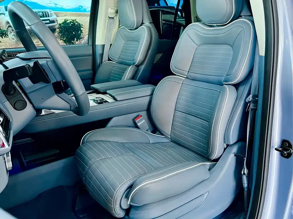 Lincoln Navigator 2022 из CN, фото 7