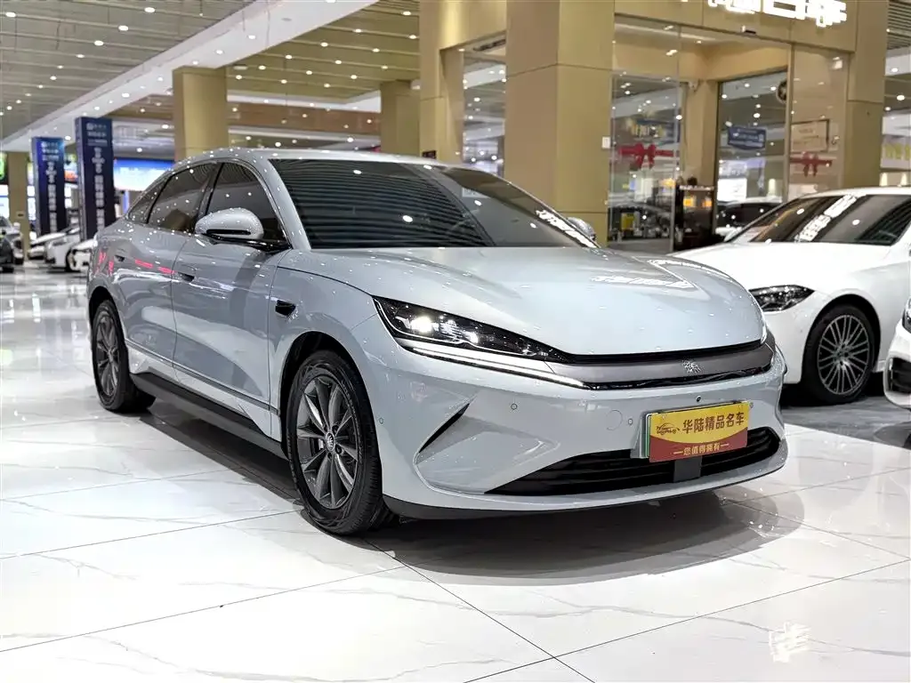 BYD Qin L — фото 7