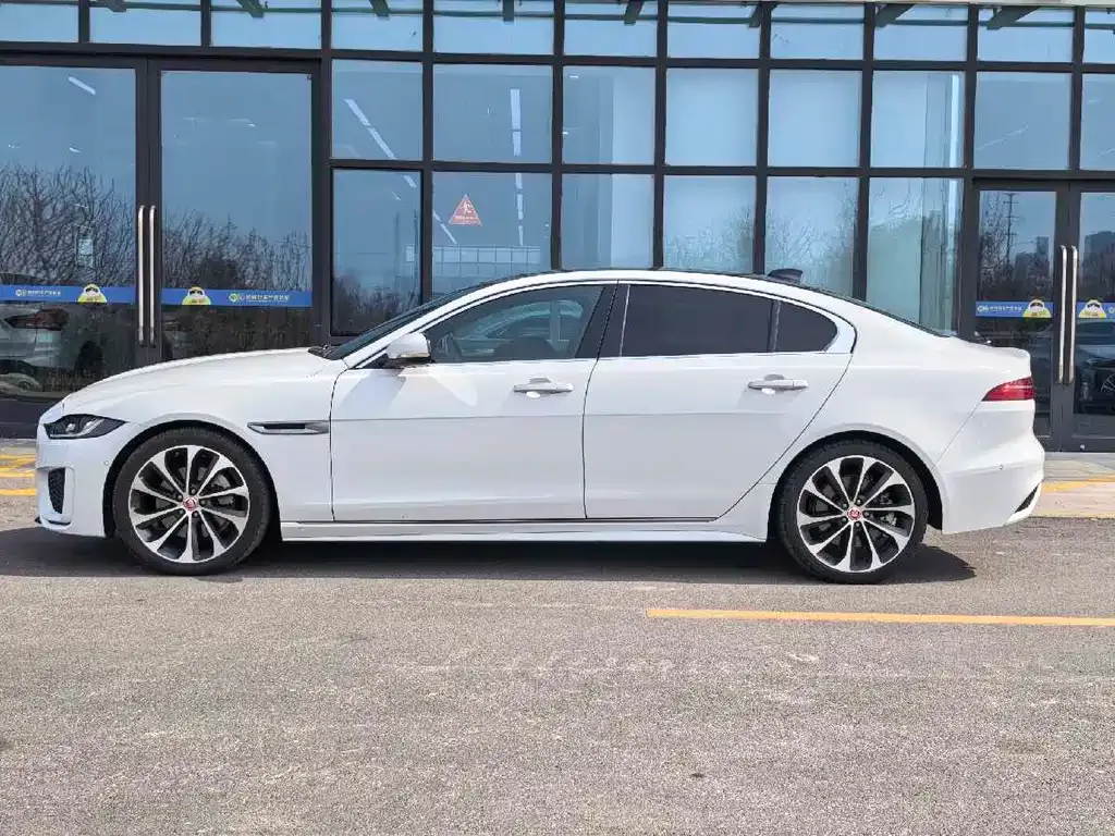 Jaguar XEL 2021 из CN, фото 7