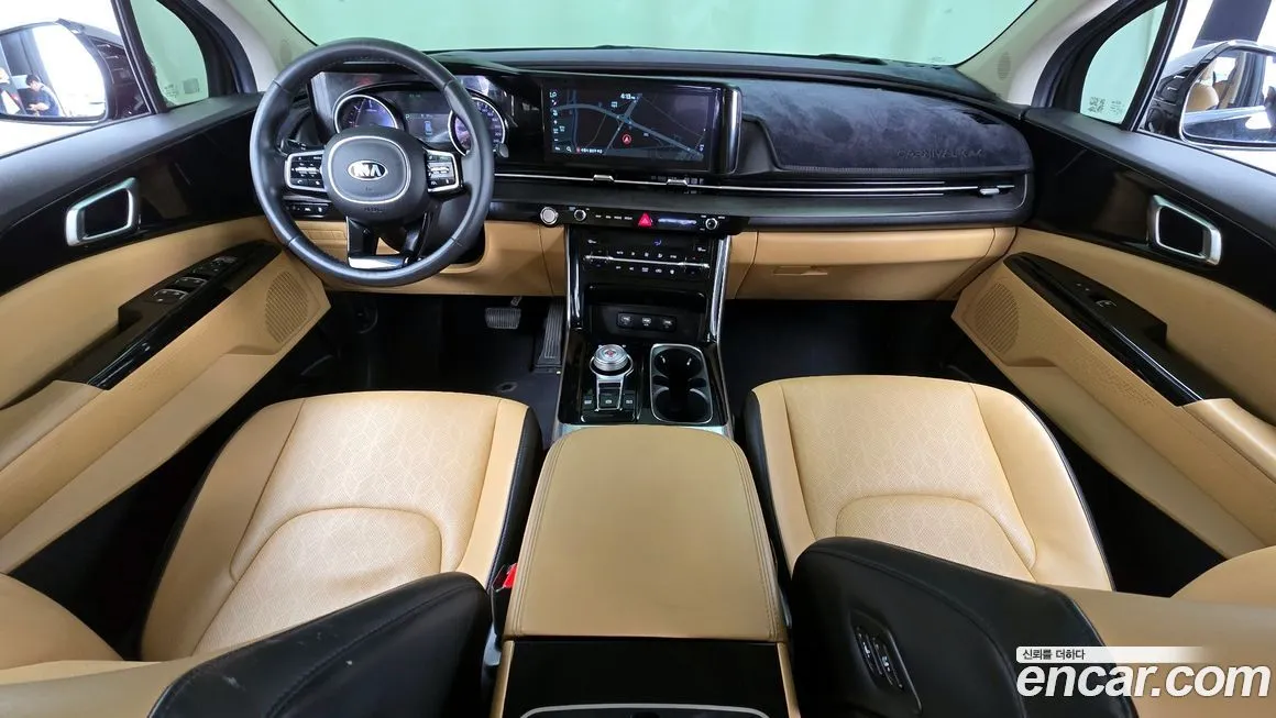 Kia Carnival — фото 10