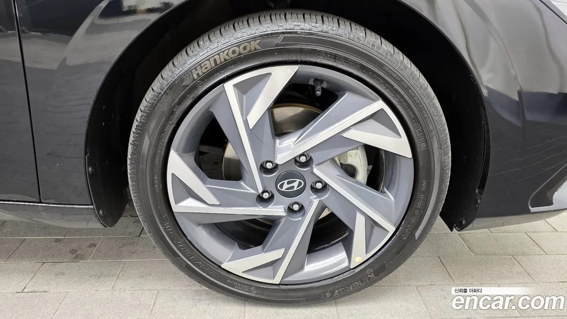 Hyundai AVANTE — фото 4