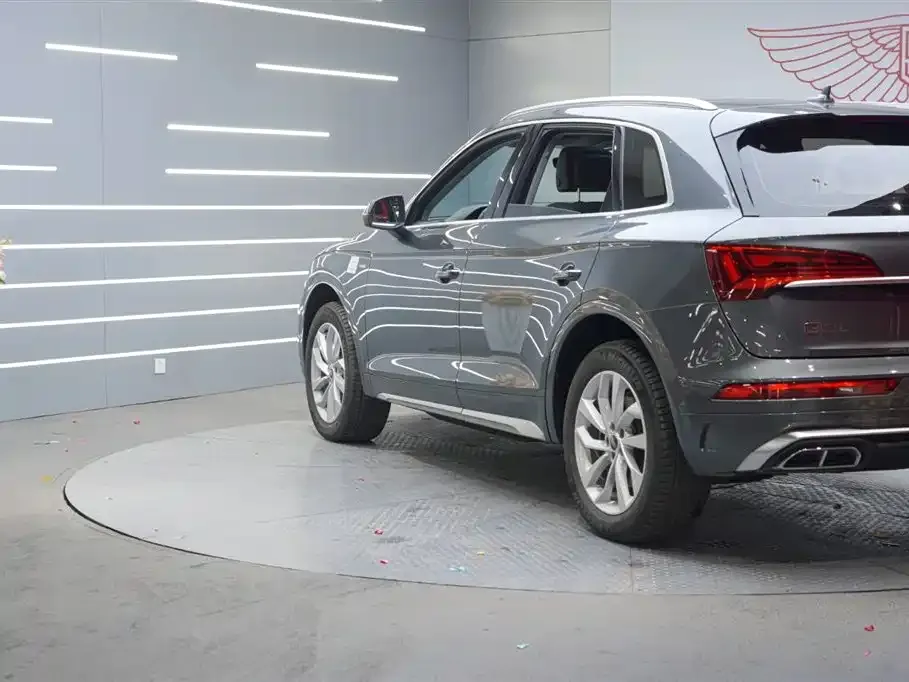 Audi Q5L — фото 2