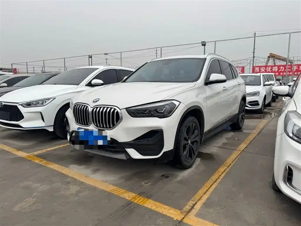 BMW X1 2021 из CN, фото 1