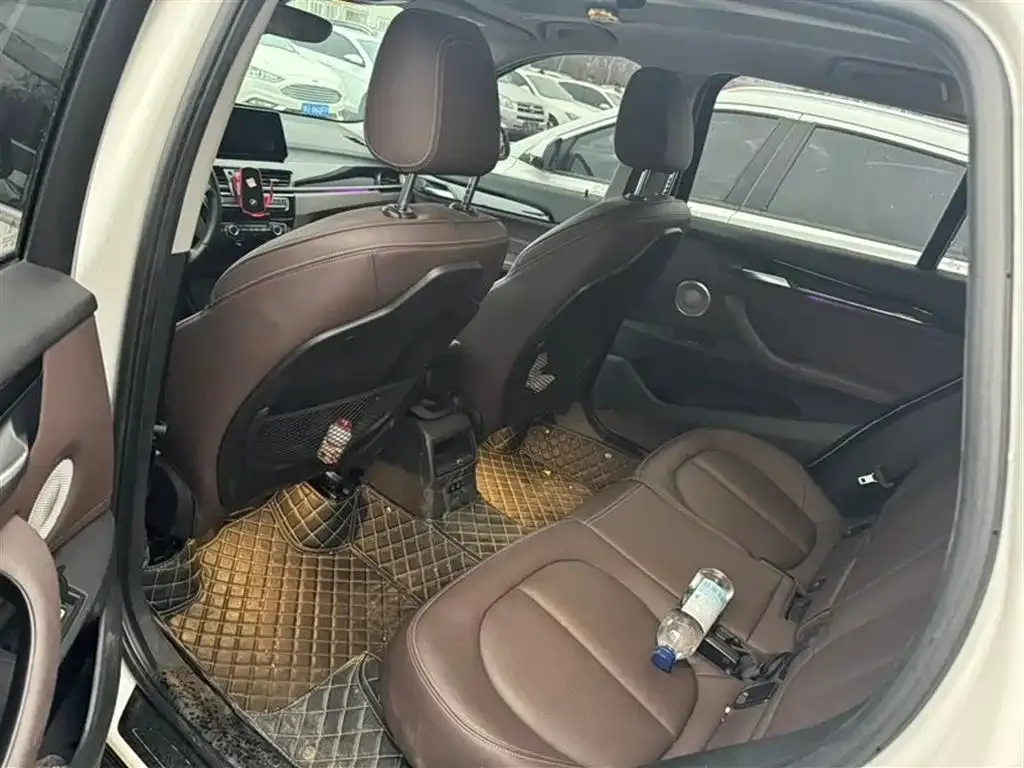 BMW X1 2021 из CN, фото 3