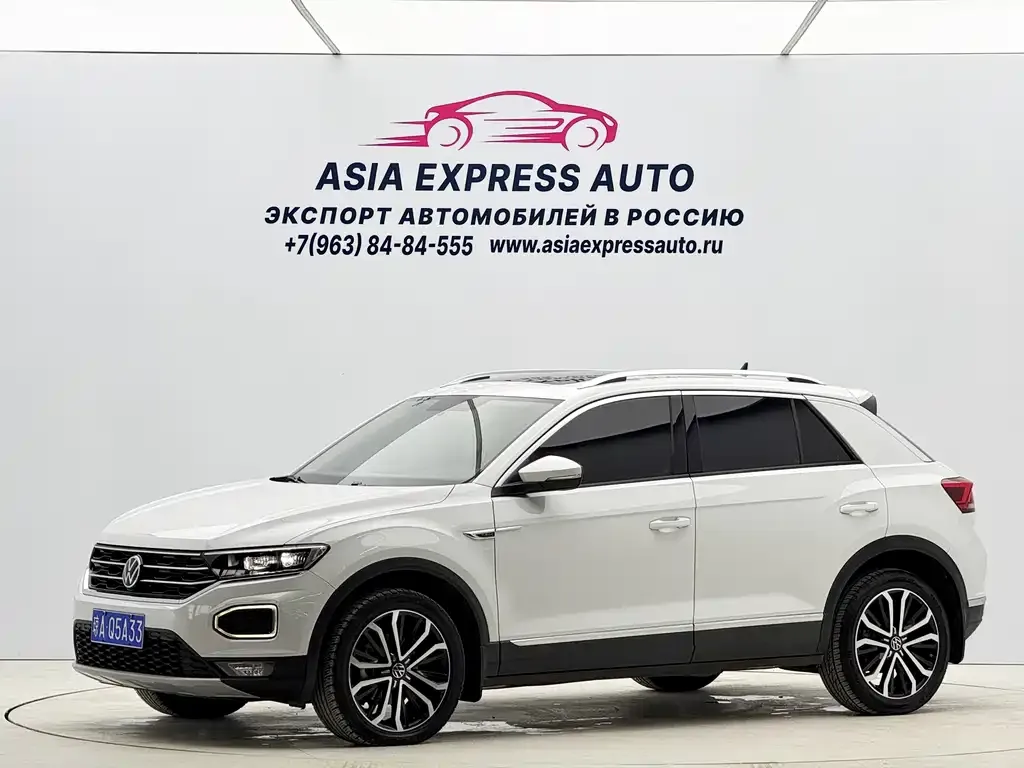 Volkswagen T-Roc — фото 1