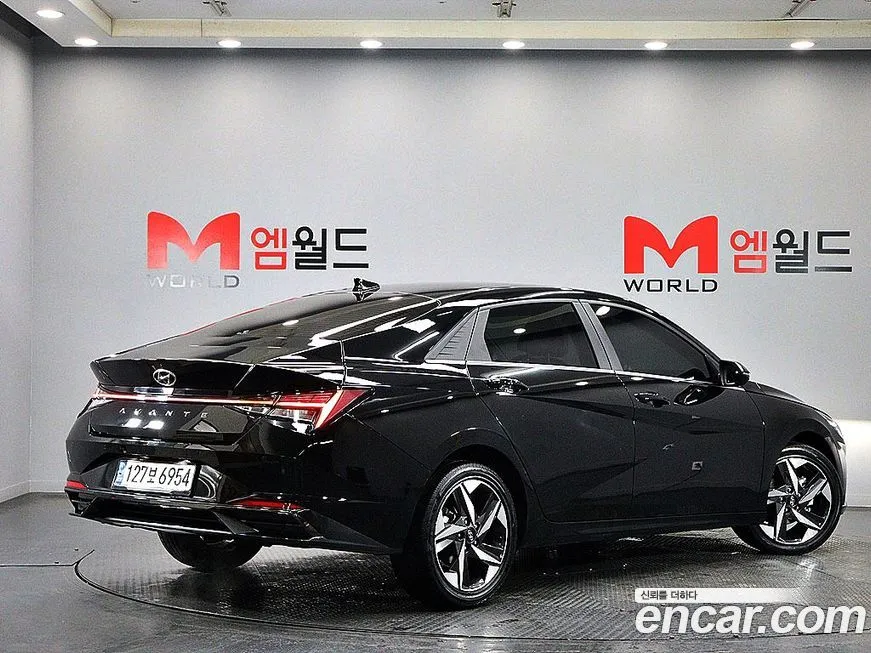 Hyundai AVANTE — фото 8