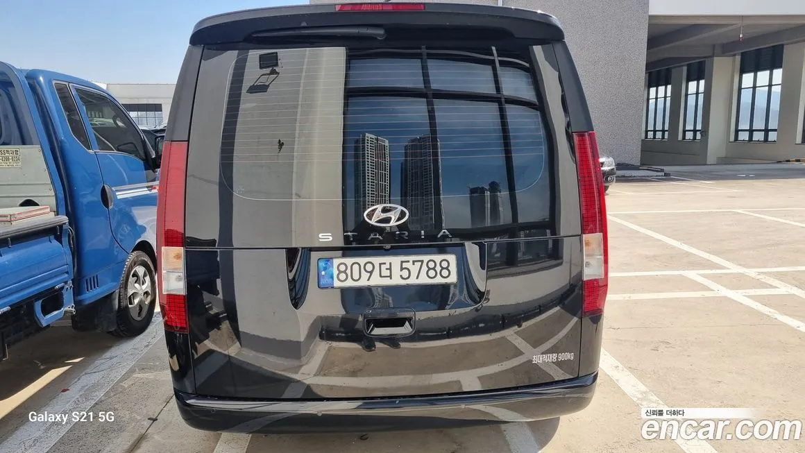 Hyundai Staria 2023 из KR, фото 2