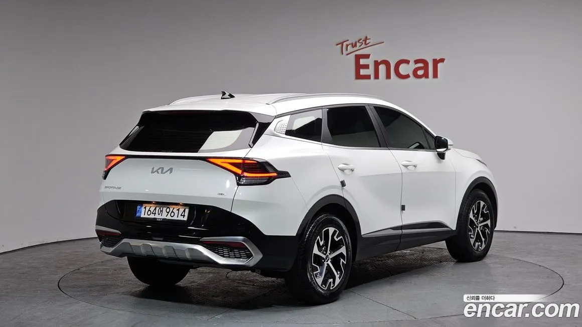 Kia Sportage — фото 6