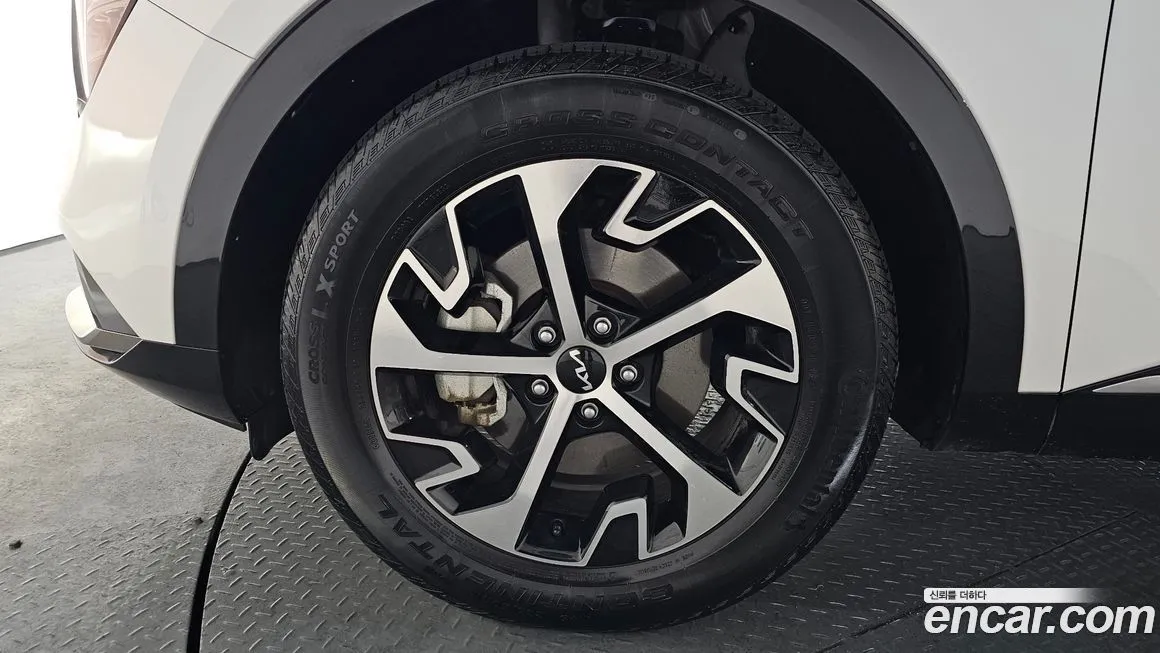 Kia Sportage — фото 7