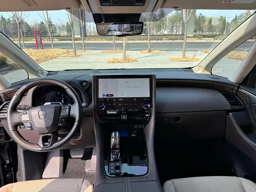Toyota Vellfire 2024 из CN, фото 10