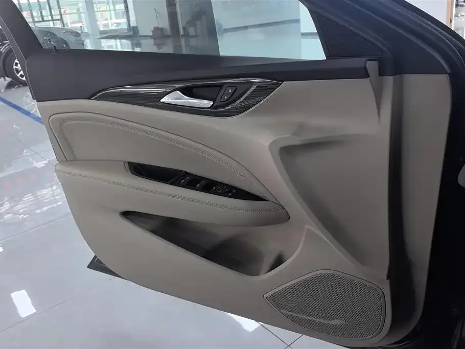 Buick Regal 2021 из CN, фото 3