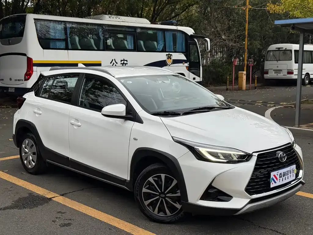 Toyota Yaris L 2022 из CN, фото 10
